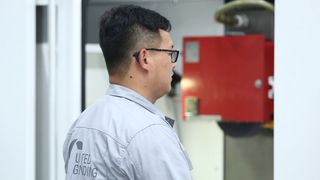 [Translate to Chinese:] 