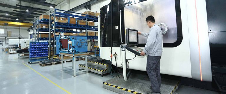 [Translate to Chinese:] 